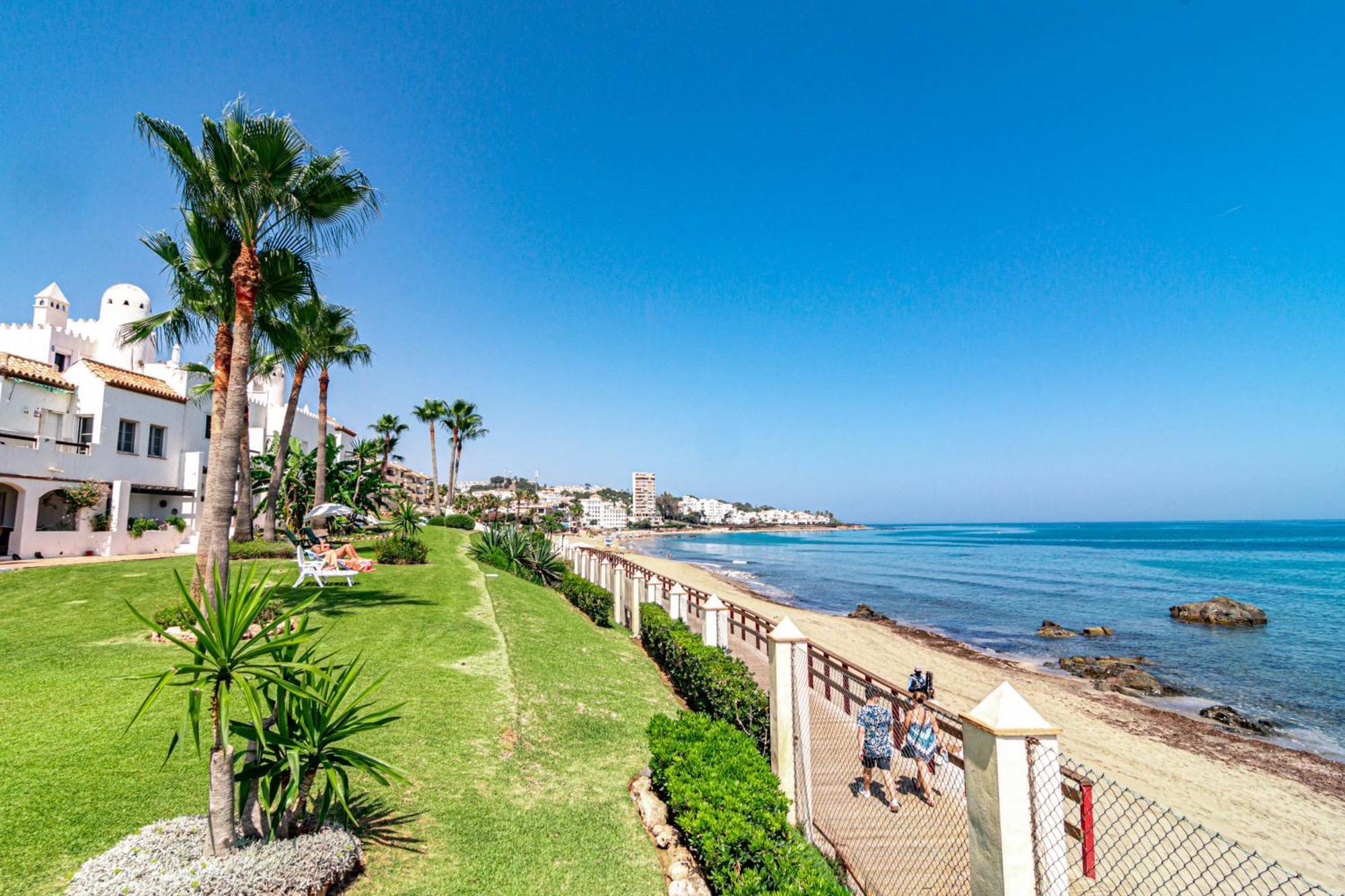 Pl- Beachfront Seaview And Frontline Apartment *